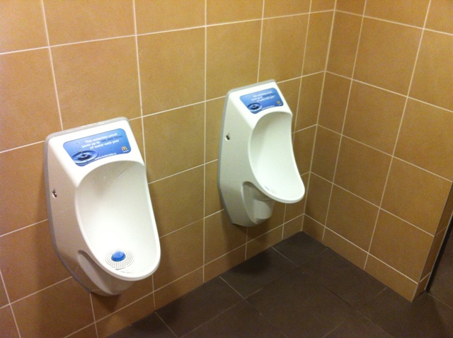 URIMAT compactplus waterless urinals